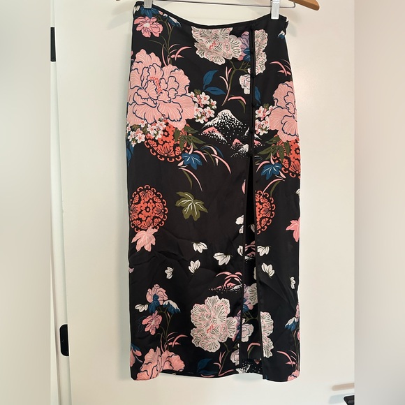 Zara Black Floral Midi Skirt - Picture 1 of 2